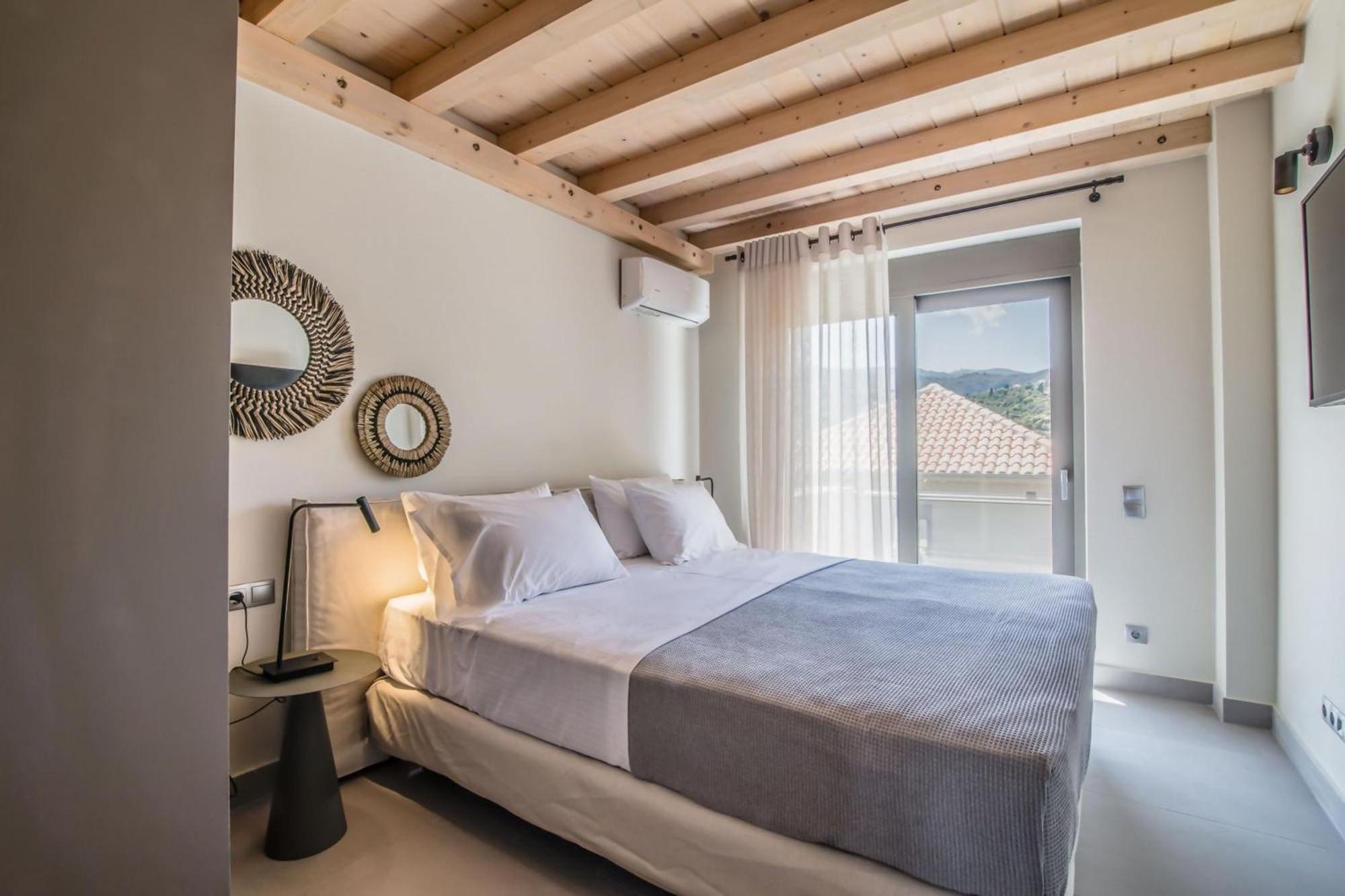 Blue Symphony Suites Apartments Nikiana Zewnętrze zdjęcie