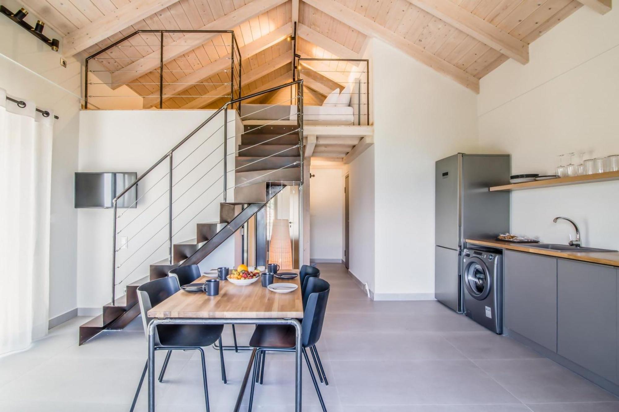 Blue Symphony Suites Apartments Nikiana Zewnętrze zdjęcie