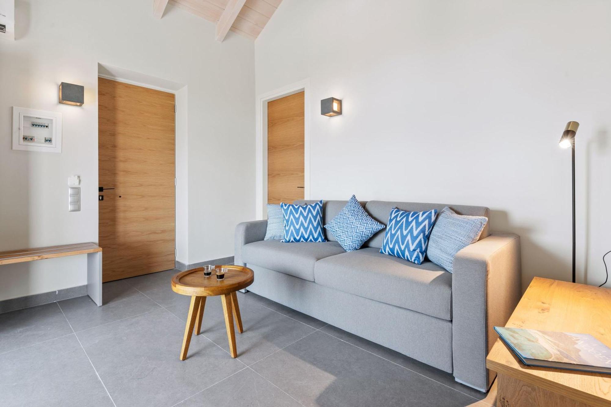 Blue Symphony Suites Apartments Nikiana Zewnętrze zdjęcie